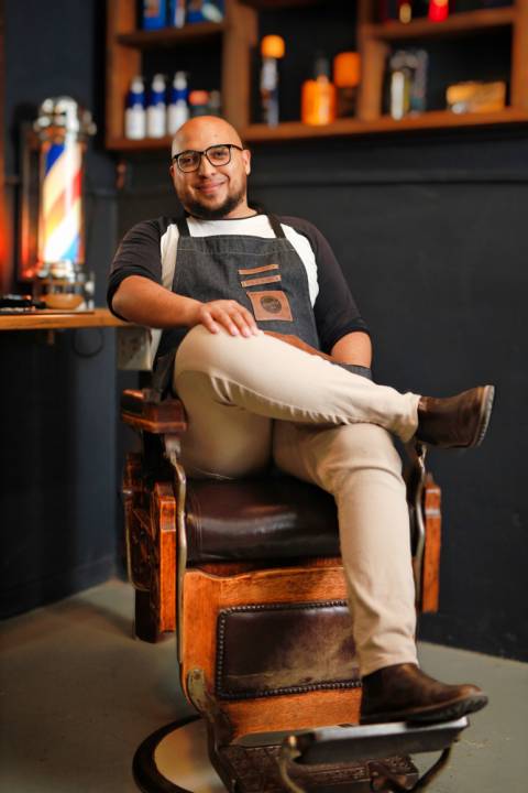 Sleek Barbershop Image