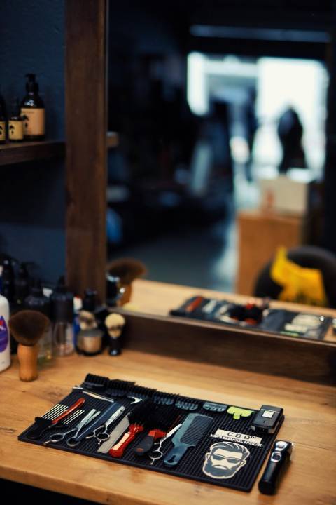 Sleek Barbershop Image